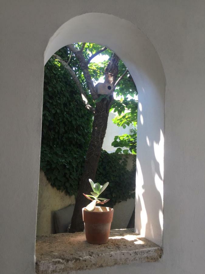 La Summer House Avec Jardin Hotel Arles Exterior photo