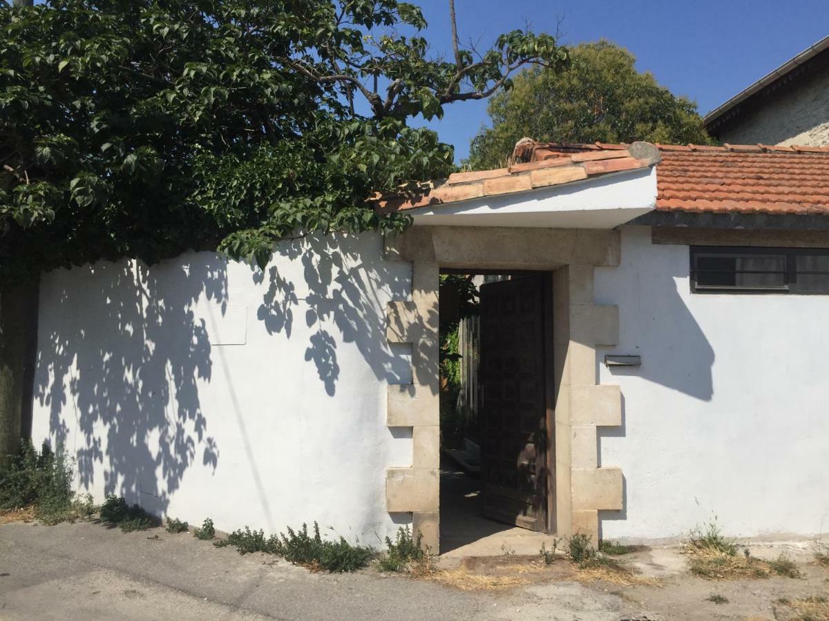 La Summer House Avec Jardin Hotel Arles Exterior photo